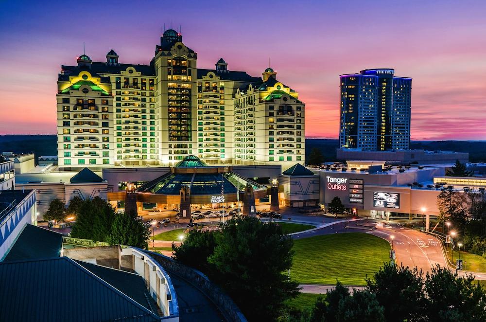 Great Cedar Hotel at Foxwoods photo 1