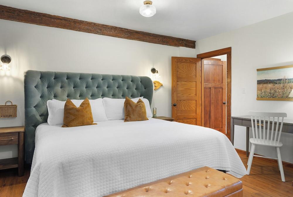 Phoenicia Lodge photo 6