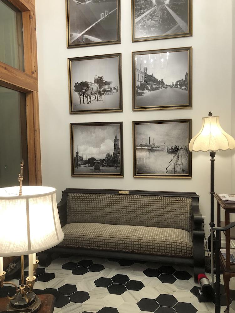 The Kress Brunswick photo 31