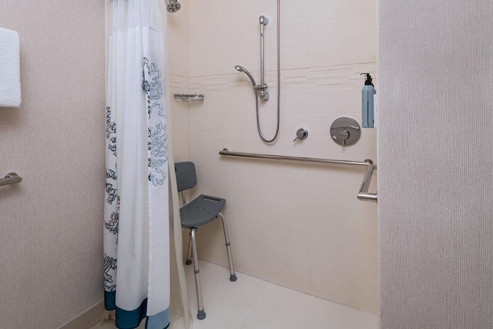 Residence Inn by Marriott Denton photo 22