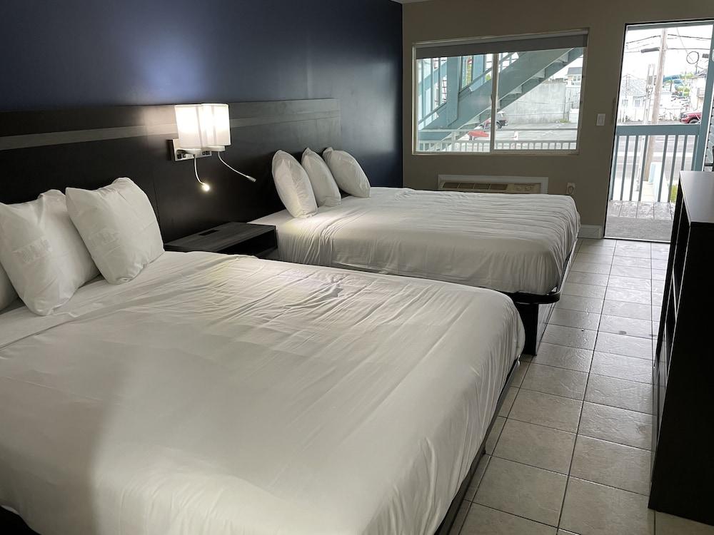 Seaside Sands Inn photo 56