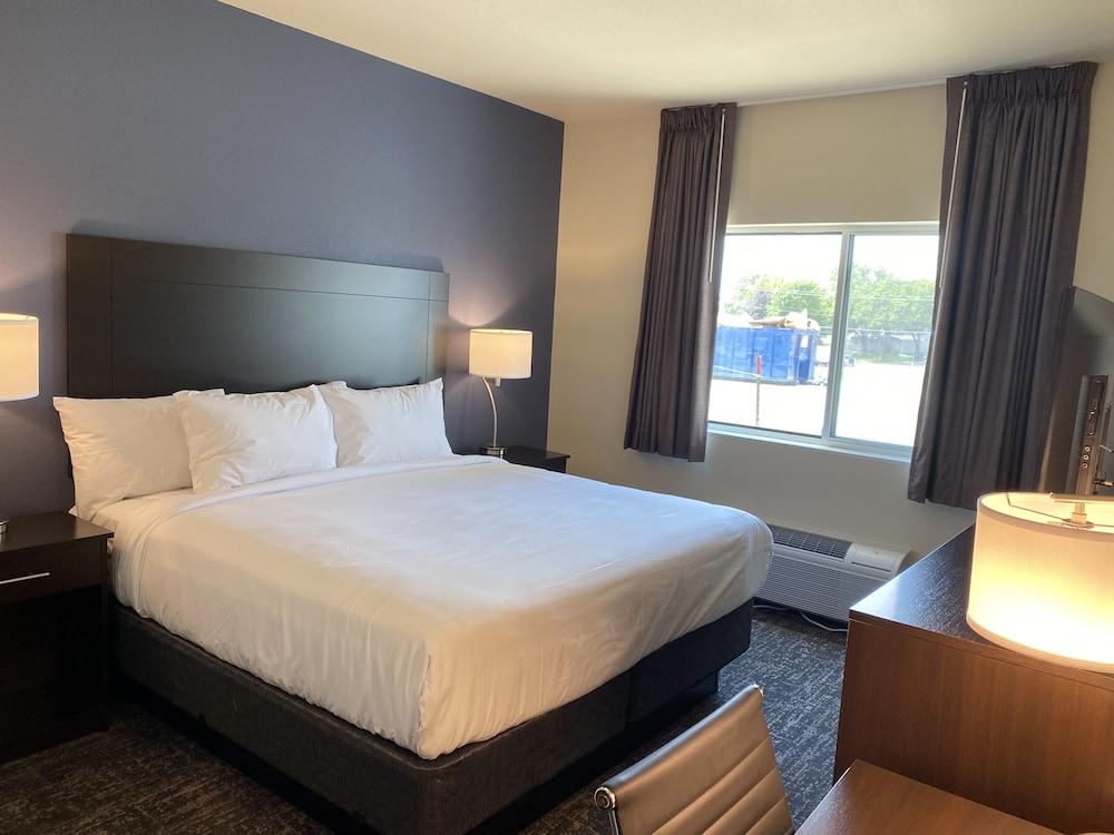 Cobblestone Inn & Suites - Forest City photo 28