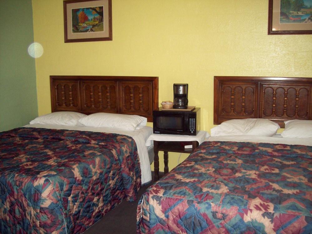Budget Inn Sanderson photo 9