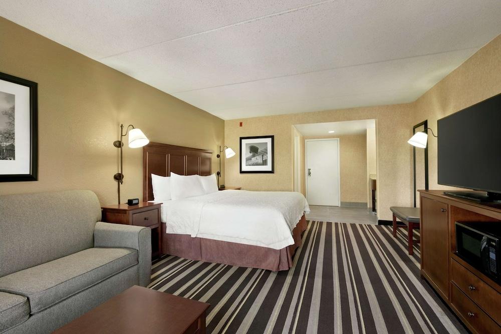 Hampton Inn Washington-Dulles Int'l Airport South photo 13