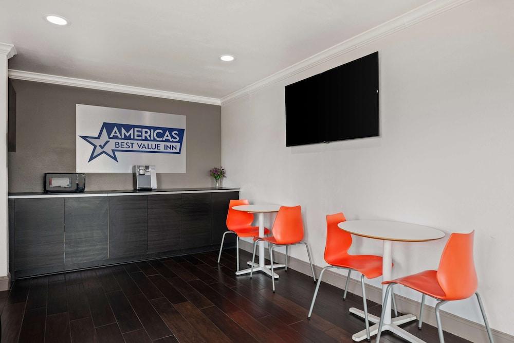 Americas Best Value Inn Orlando photo 14