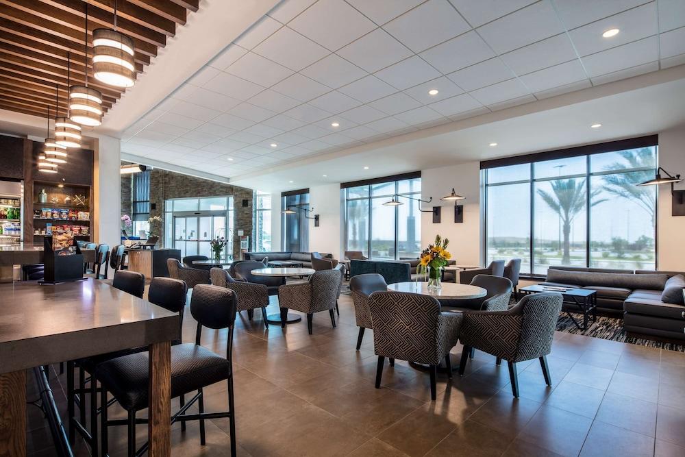 Hyatt Place Delano photo 32