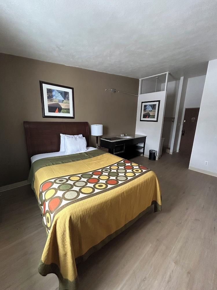 Studio Apartments photo 16