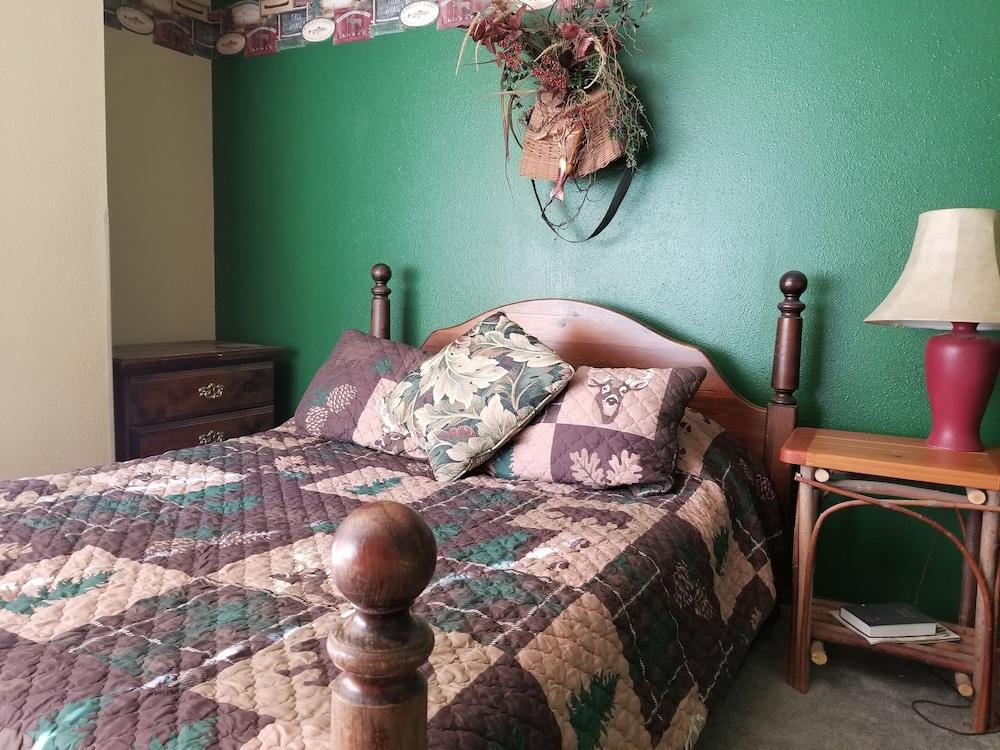 Sourdough Lodge photo 28