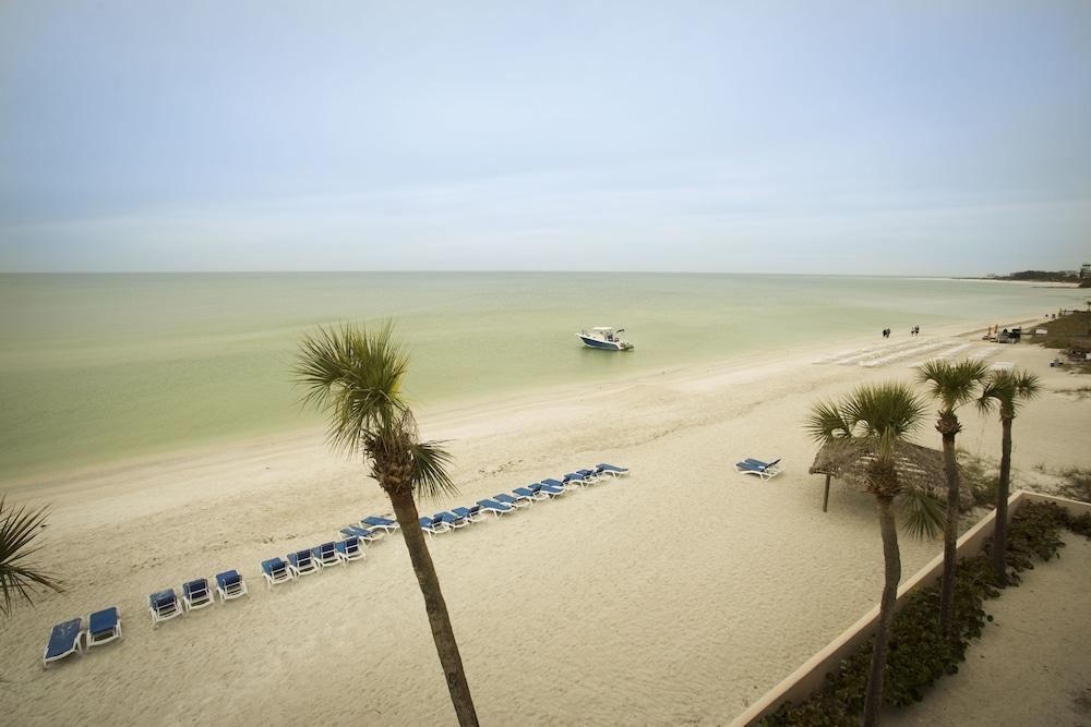 Sandcastle Resort at Lido Beach photo 31