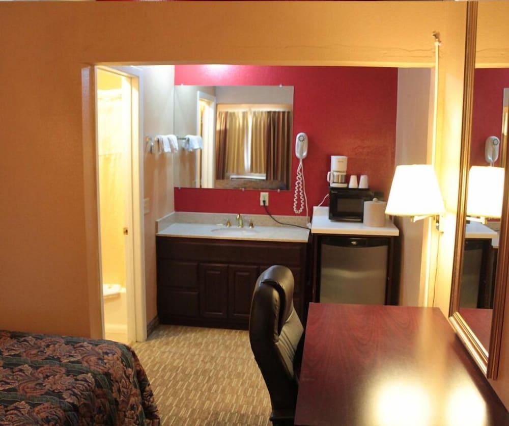 Valu Stay Inn photo 18