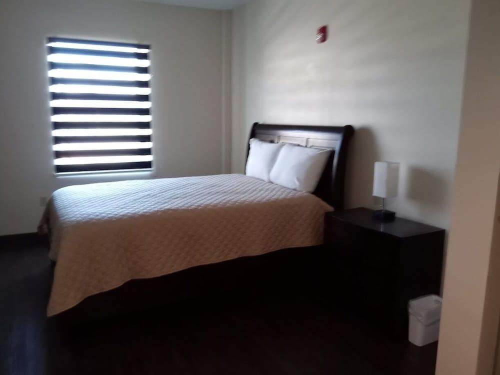 Rochester Hotel photo 4