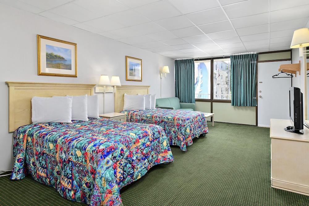 Surf Inn Suites photo 9