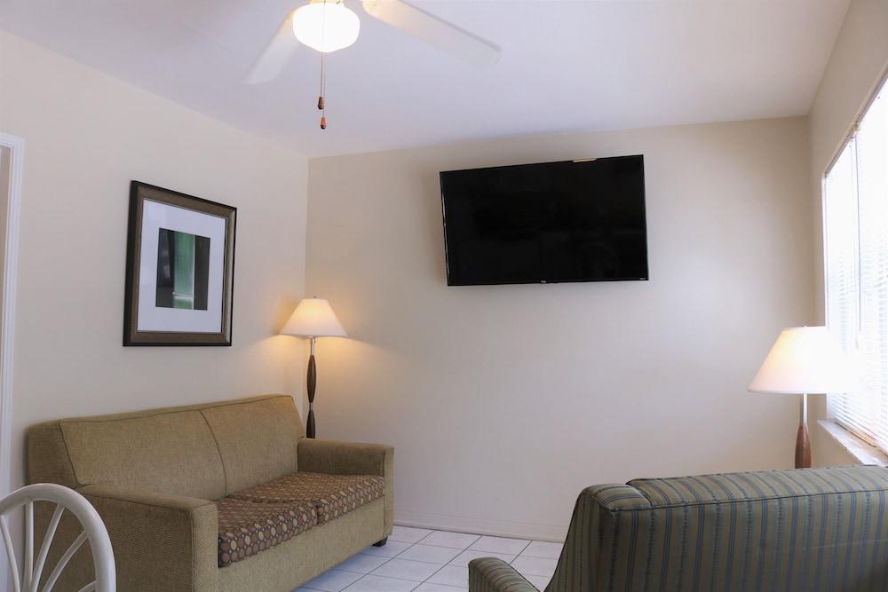 Miramar Beach Resort photo 9