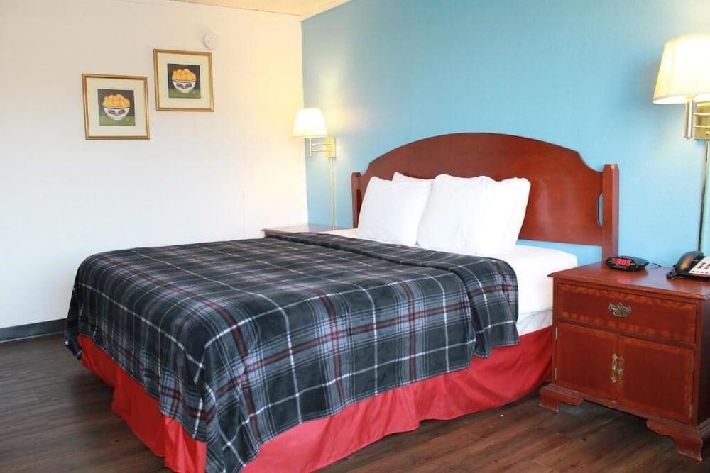 Wyatt Earp Hotel photo 24