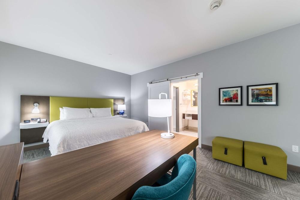 Hampton Inn & Suites Pryor photo 9
