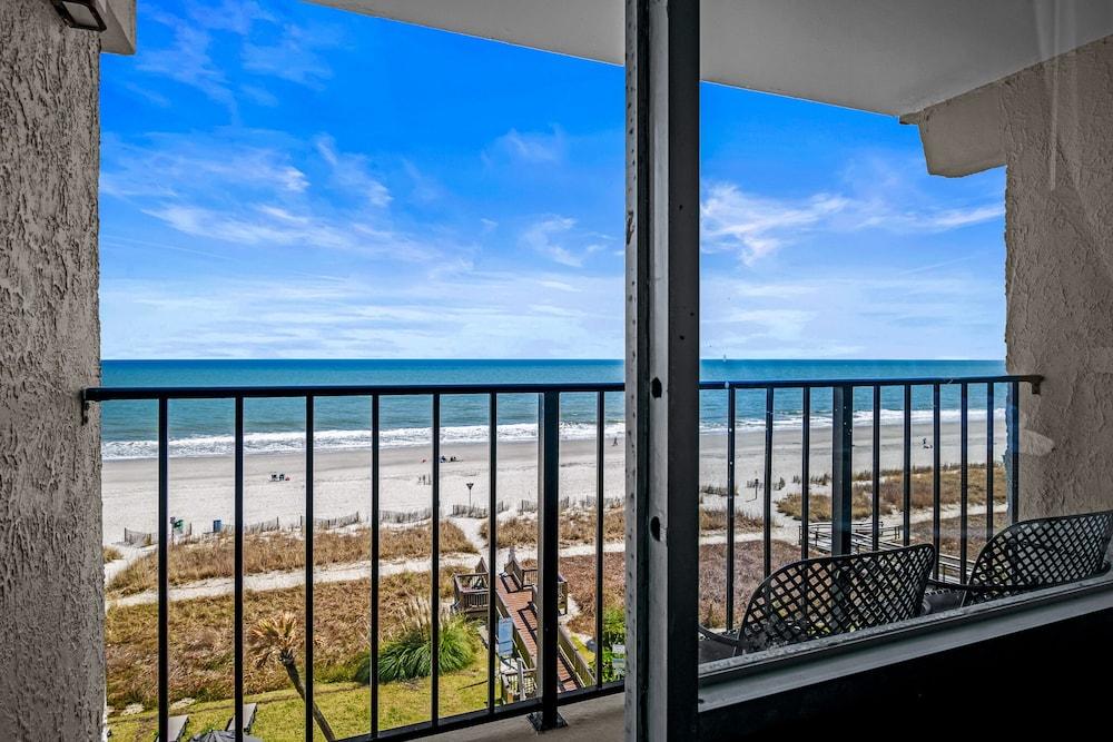 The Beverley Beach House photo 20