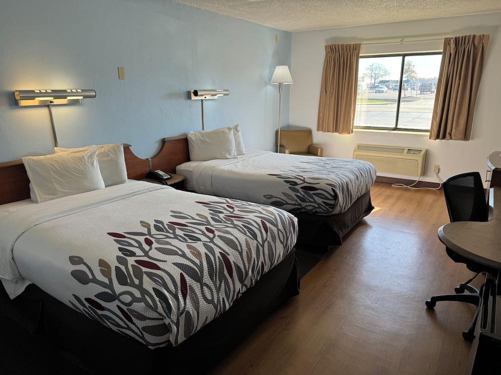 Sycamore Suites photo 41