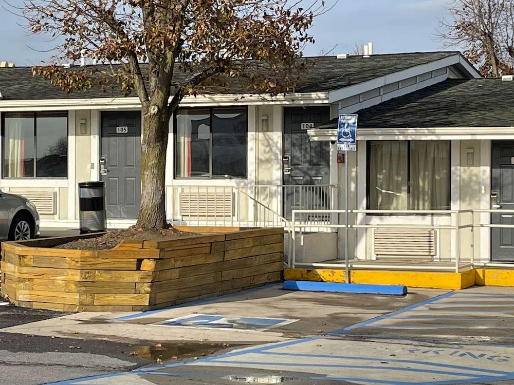 Motel 6 Hagerstown, MD photo 28