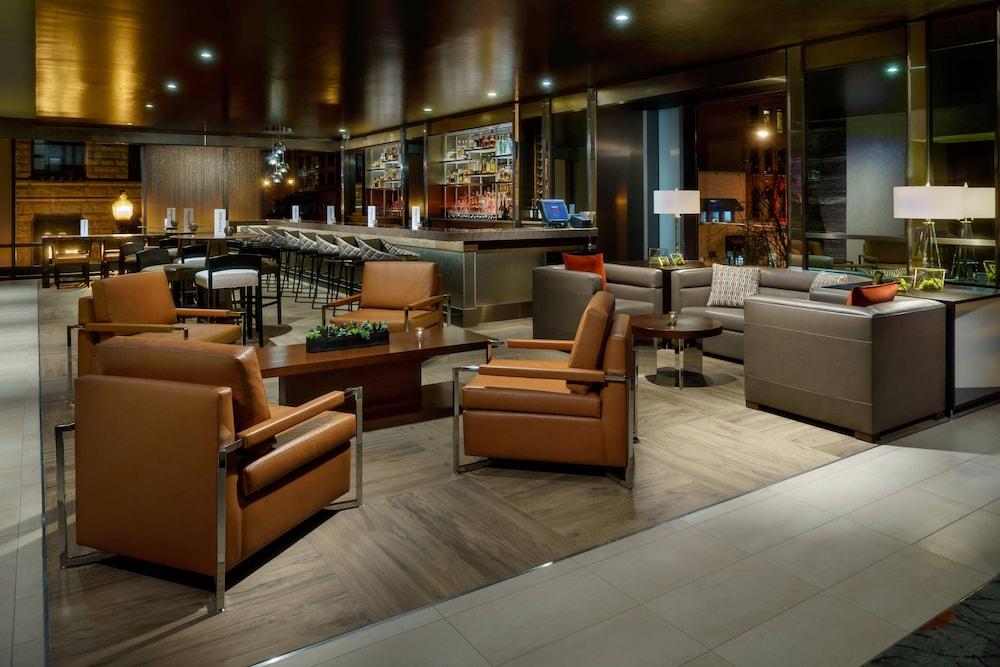 Springhill Suites by Marriott Chicago Downtown/ River North photo 19