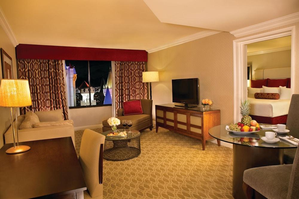 Excalibur Hotel & Casino photo 21