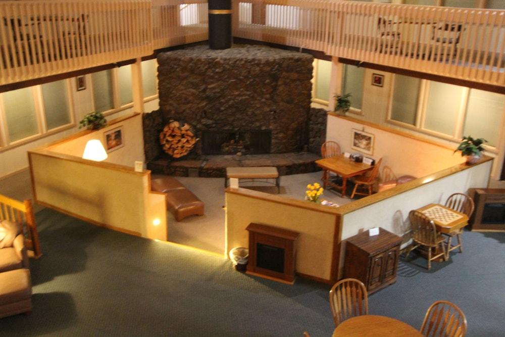 Roundhouse Resort photo 34