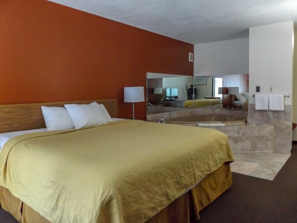 Manistee Hotel photo 8