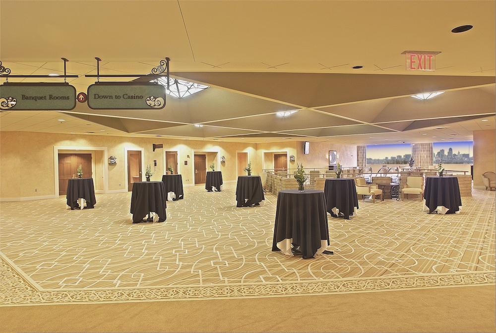 Argosy Casino & Hotel photo 21