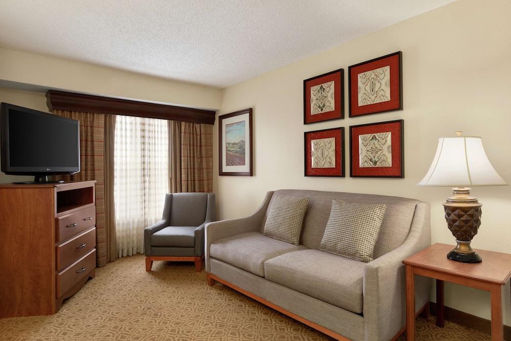 Homewood Suites Dallas/Park Central photo 12