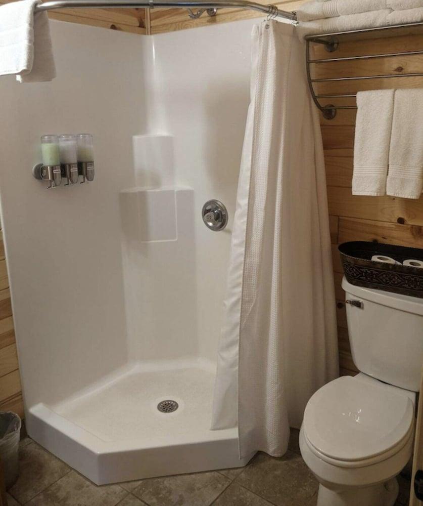 Au Sable Riverview Resort photo 35