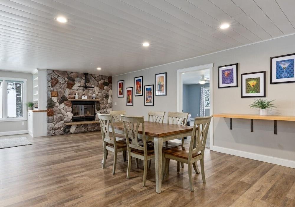 Quarterdeck Resort & Restaurant photo 91
