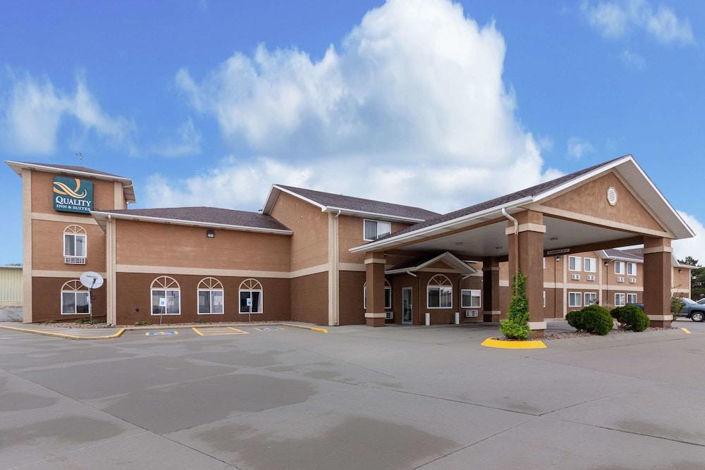 Quality Inn & Suites McCook photo 37