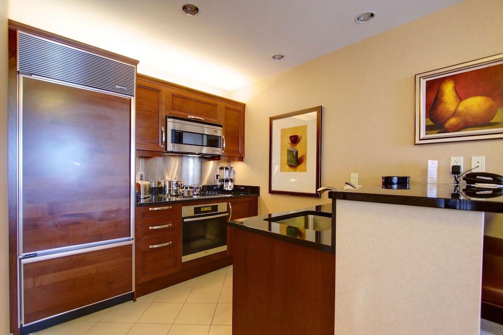 Jet Luxury Resorts @ The Signature Condo Hotel photo 29