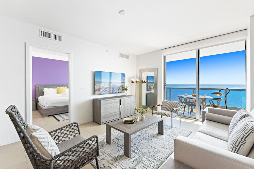 Dharma Home Suites Miami at Monte Carlo photo 60