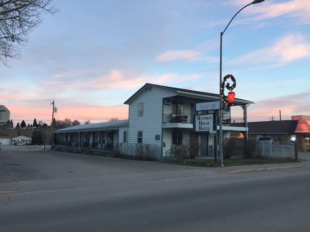 Mansion House Motel photo 33