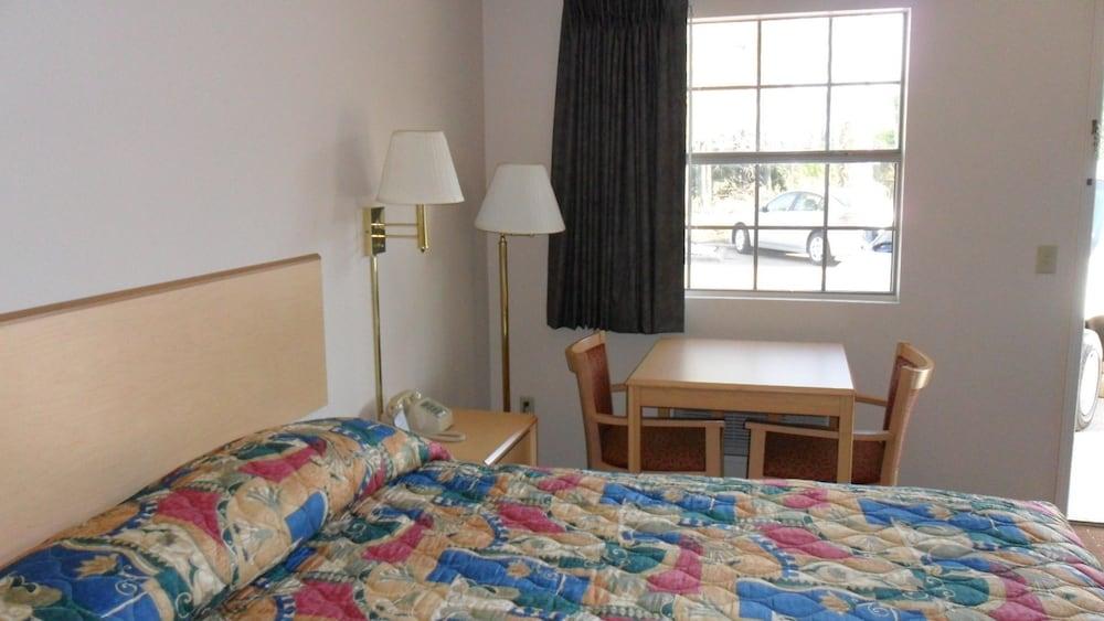 The Regency Inn photo 34