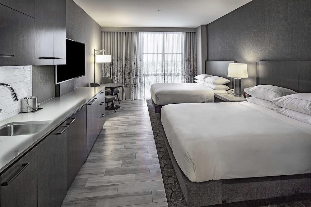 DoubleTree by Hilton Hotel Modesto photo 14