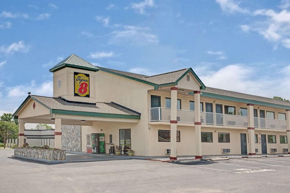 Super 8 by Wyndham Shelby photo 14