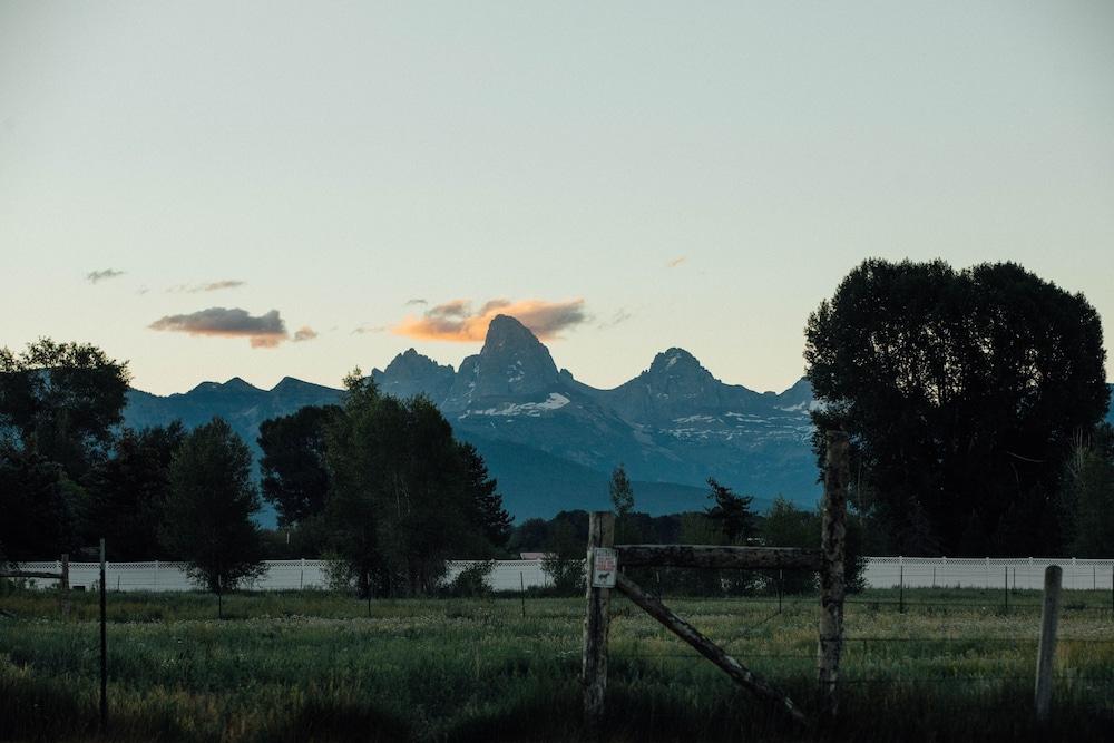 Teton Peaks Resort photo 42