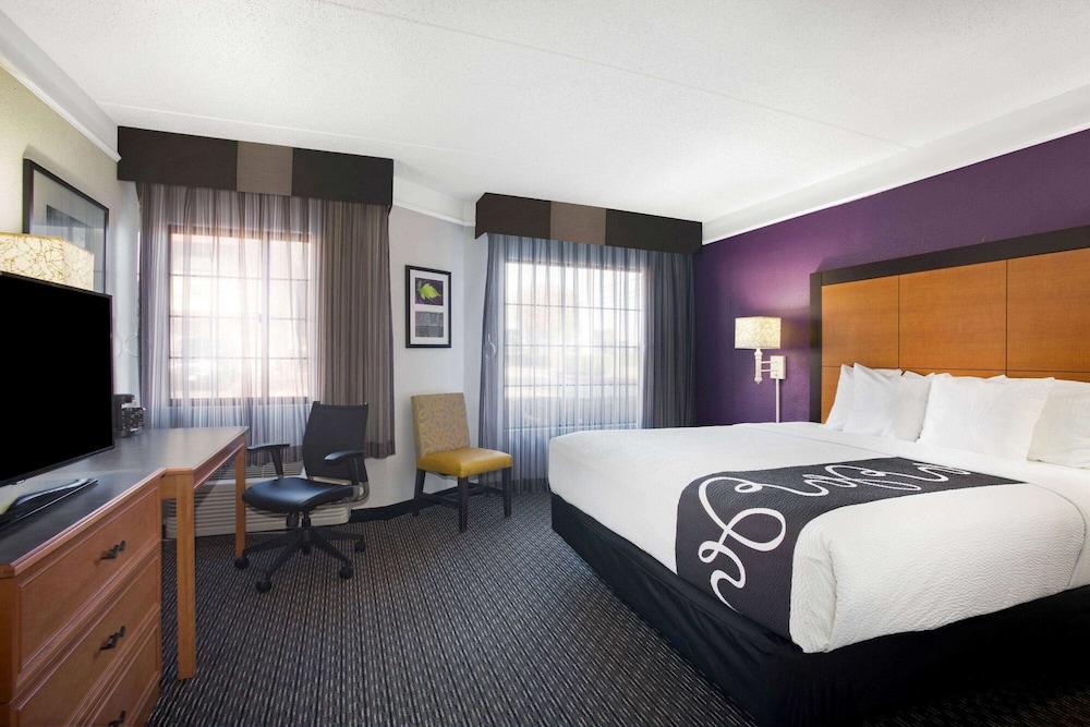 La Quinta Inn by Wyndham San Marcos photo 30
