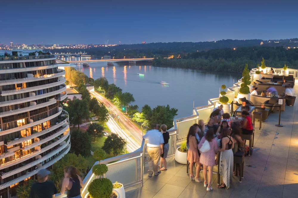 The Watergate Hotel photo 3
