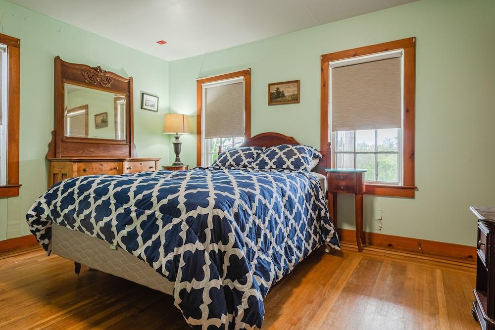 Narragansett Inn photo 5