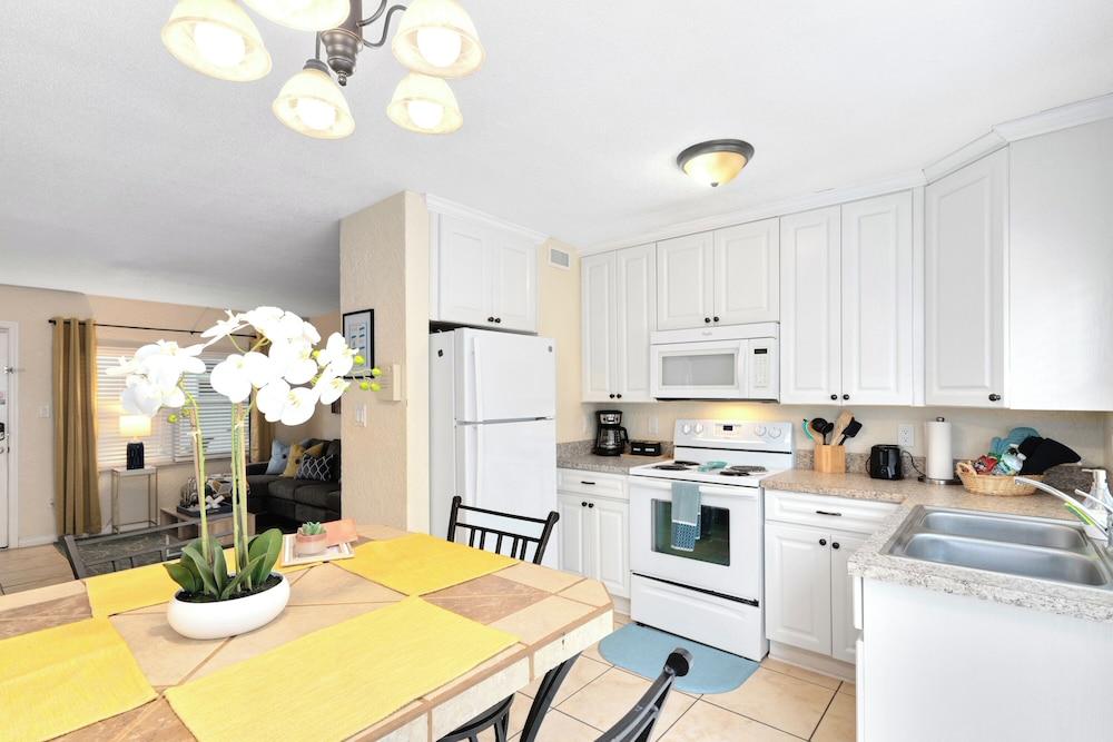 Ocean Harbour Apartment Homes photo 82
