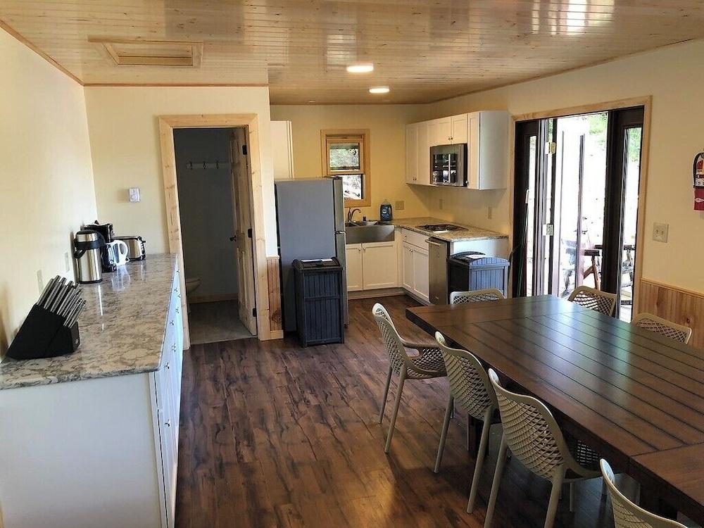 Saganaga Lodge photo 33