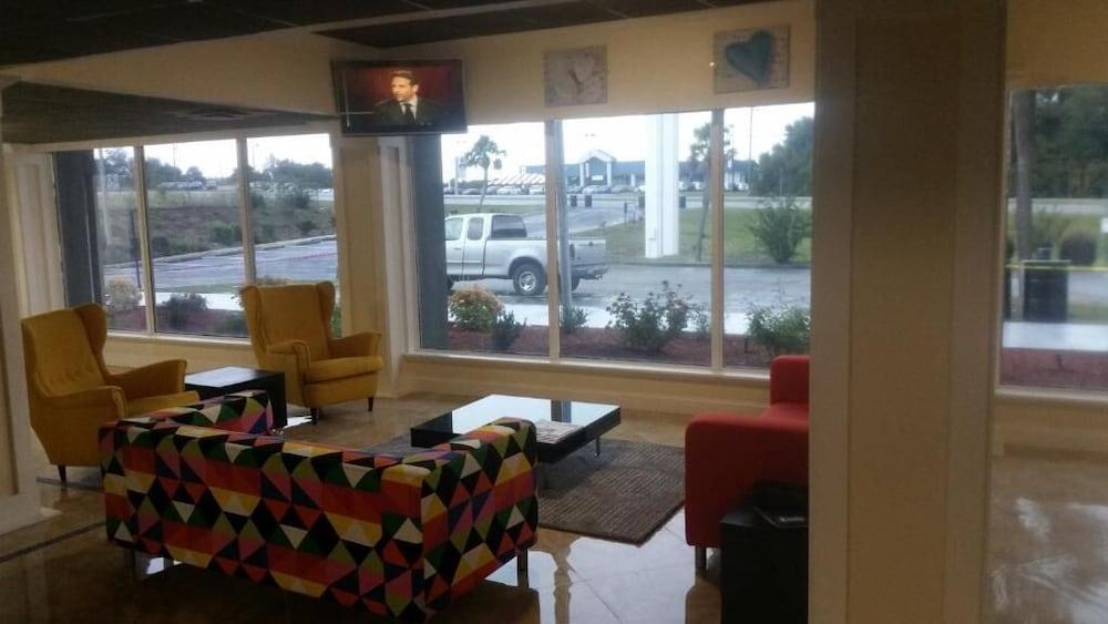 Noble Suites photo 27