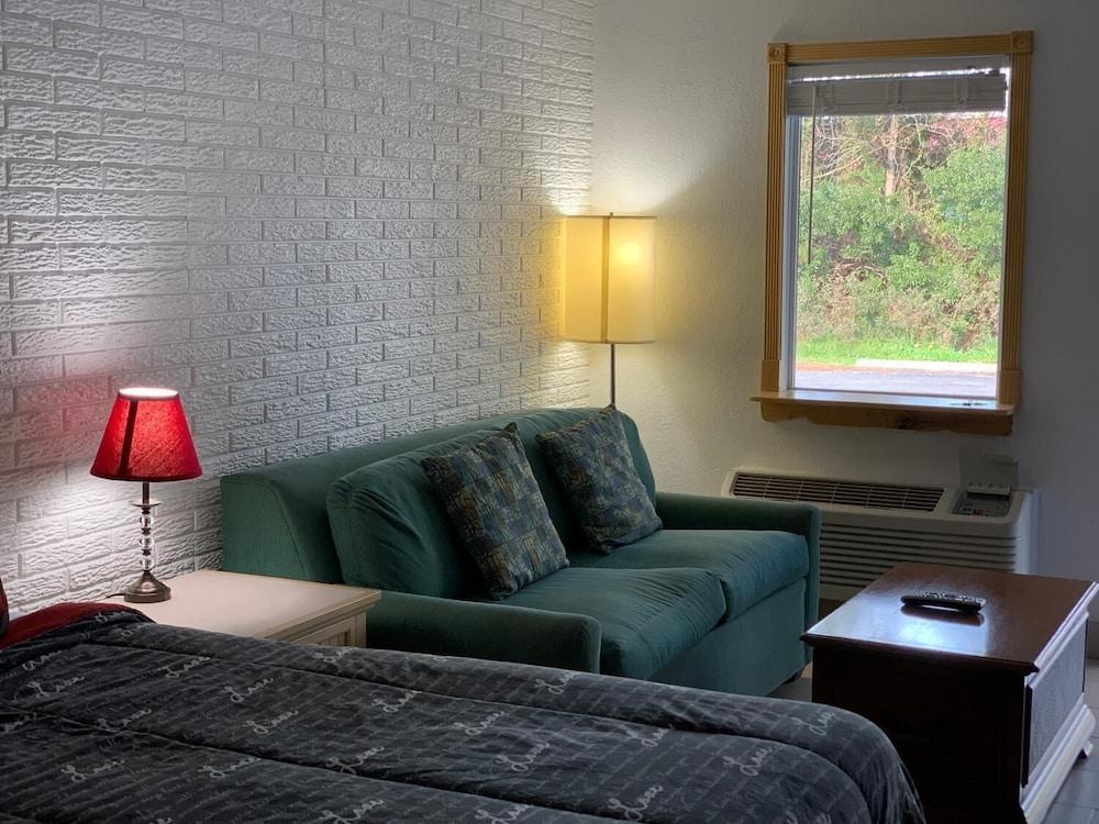 Extended Stay Brunswick photo 31