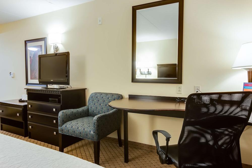 Hampton Inn & Suites Mt. Juliet photo 33