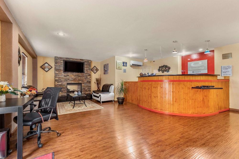 Econo Lodge Junction photo 3