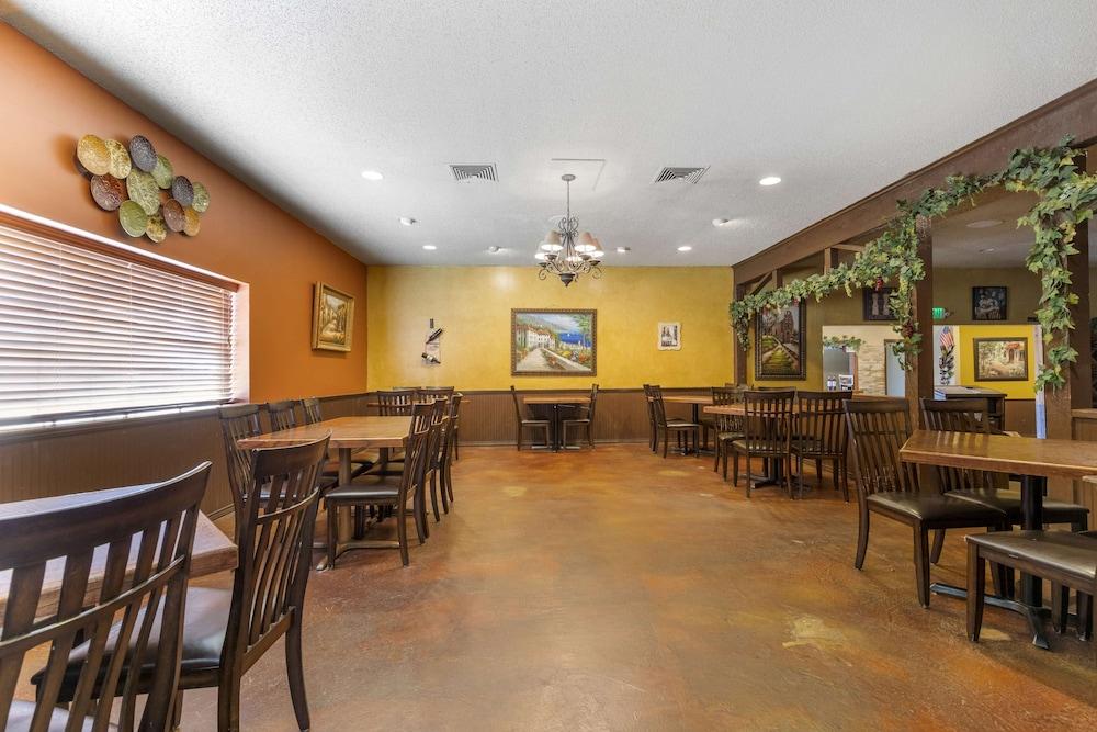 Best Western Sunday House Inn photo 22