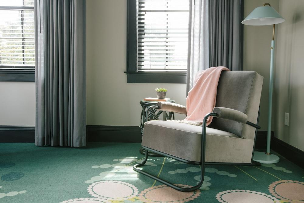 Hotel Clermont photo 5