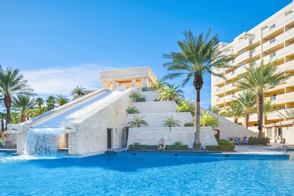 Hilton Vacation Club Cancun Resort Las Vegas photo 2